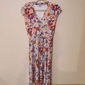 Bright Floral Suzy Shier Dress